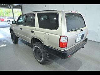2000 Toyota Hilux Surf thumbnail 4