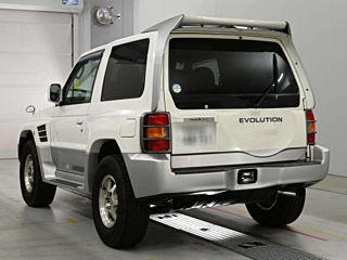 1998 Mitsubishi Pajero Evolution thumbnail 6